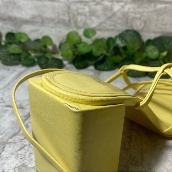 ZARA Women´s Leather Yellow Heeled square toed sandals Size 40 - Picture 5 of 13